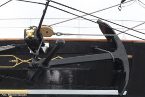 Navhistcutty 2420h